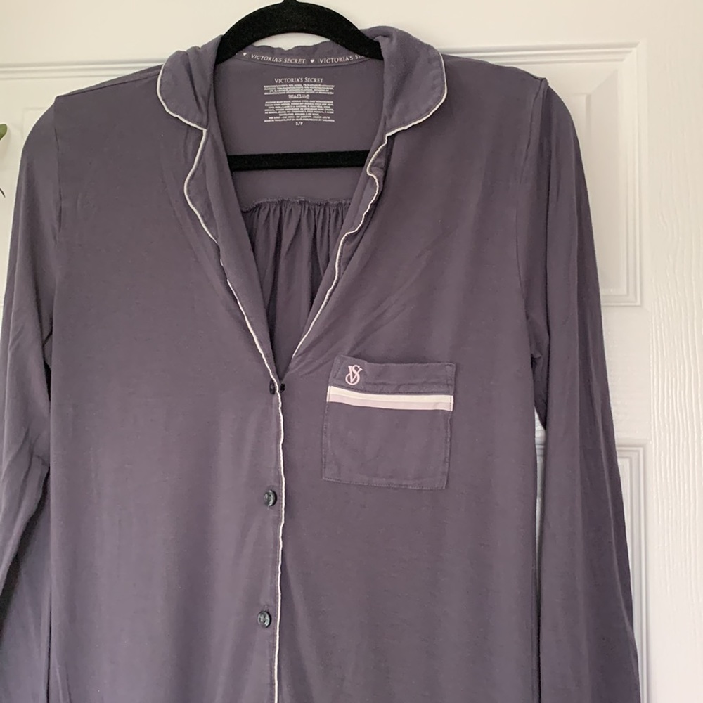 Victorias Secret Button Down Nightgown (B63)